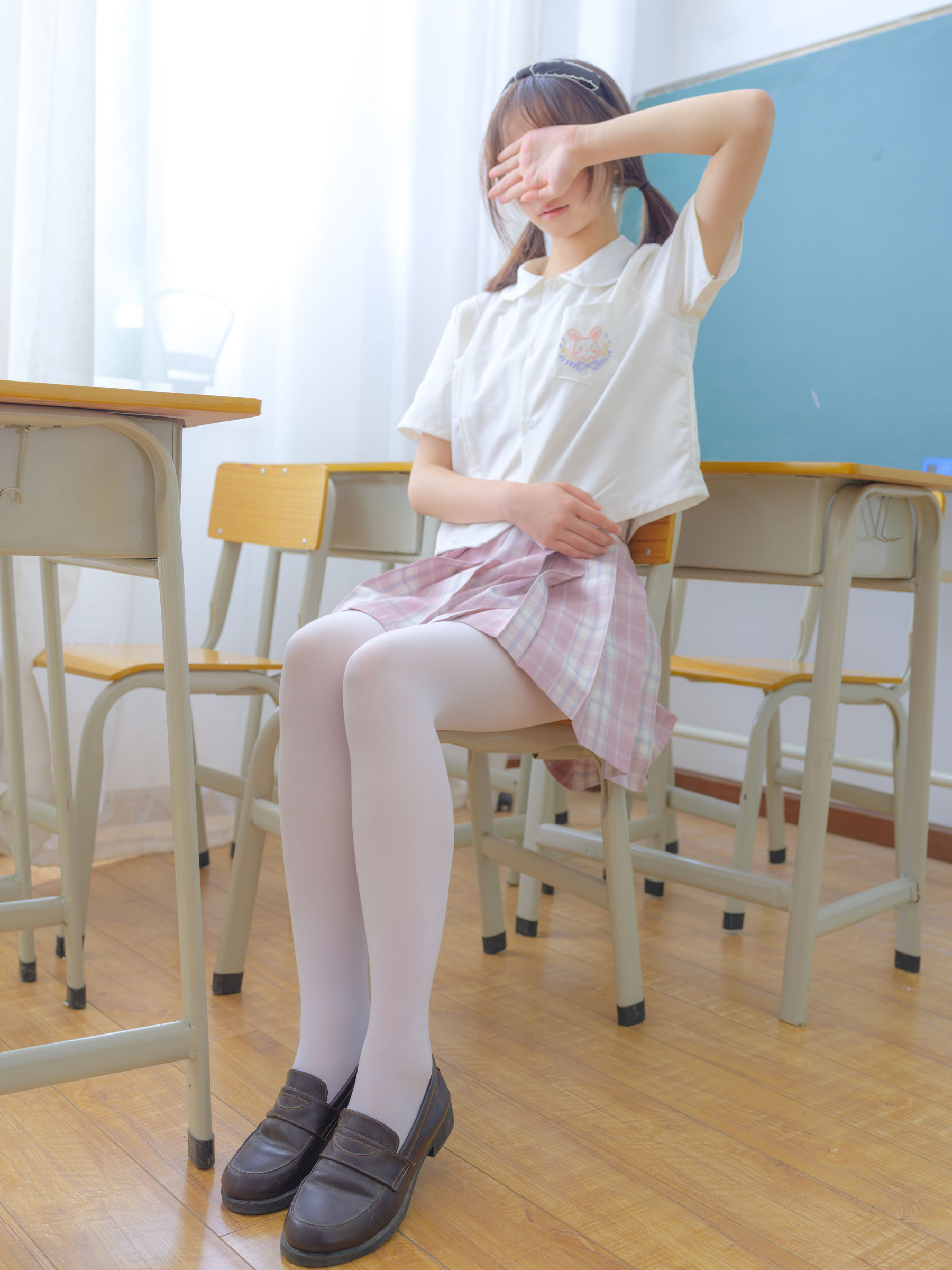 森萝财团写真 - 小圆 试拍 JKJK格子裙 50D  第12张