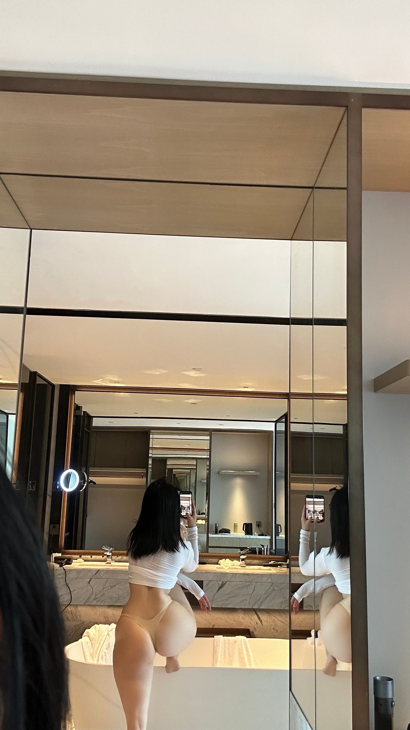 俏妞qiaoniuTT - 男友衬衫