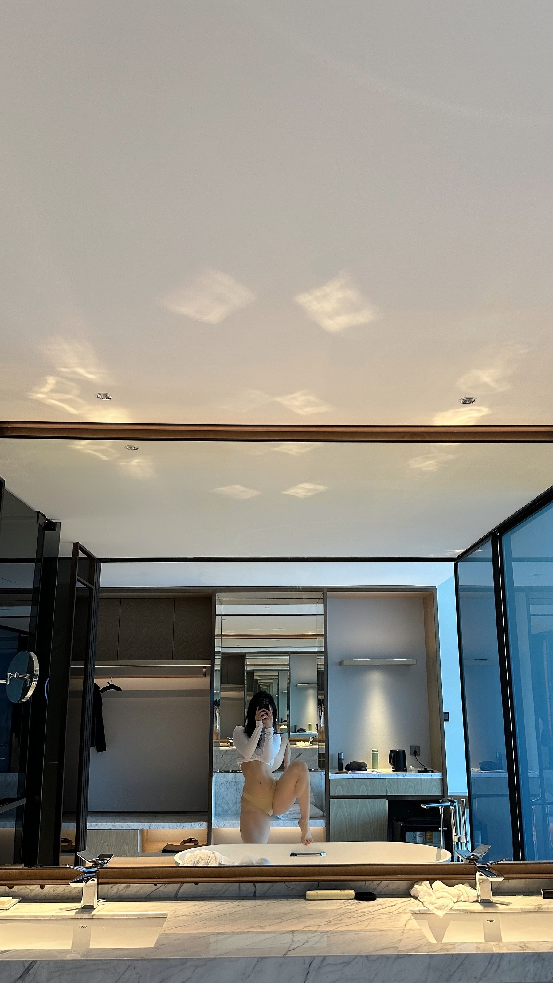 俏妞qiaoniuTT - 男友衬衫