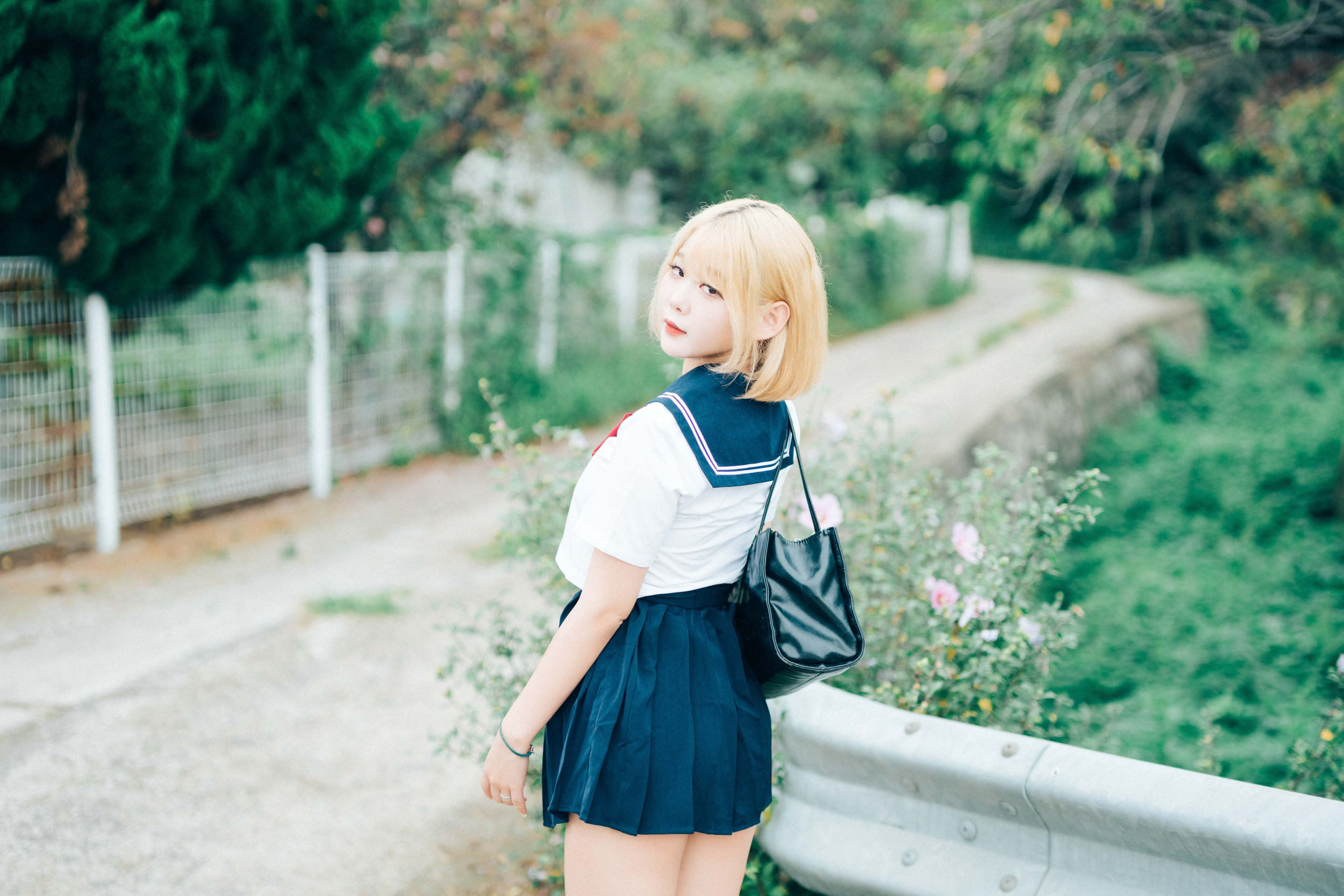 Haivia Zia - Summer Memories  第3张