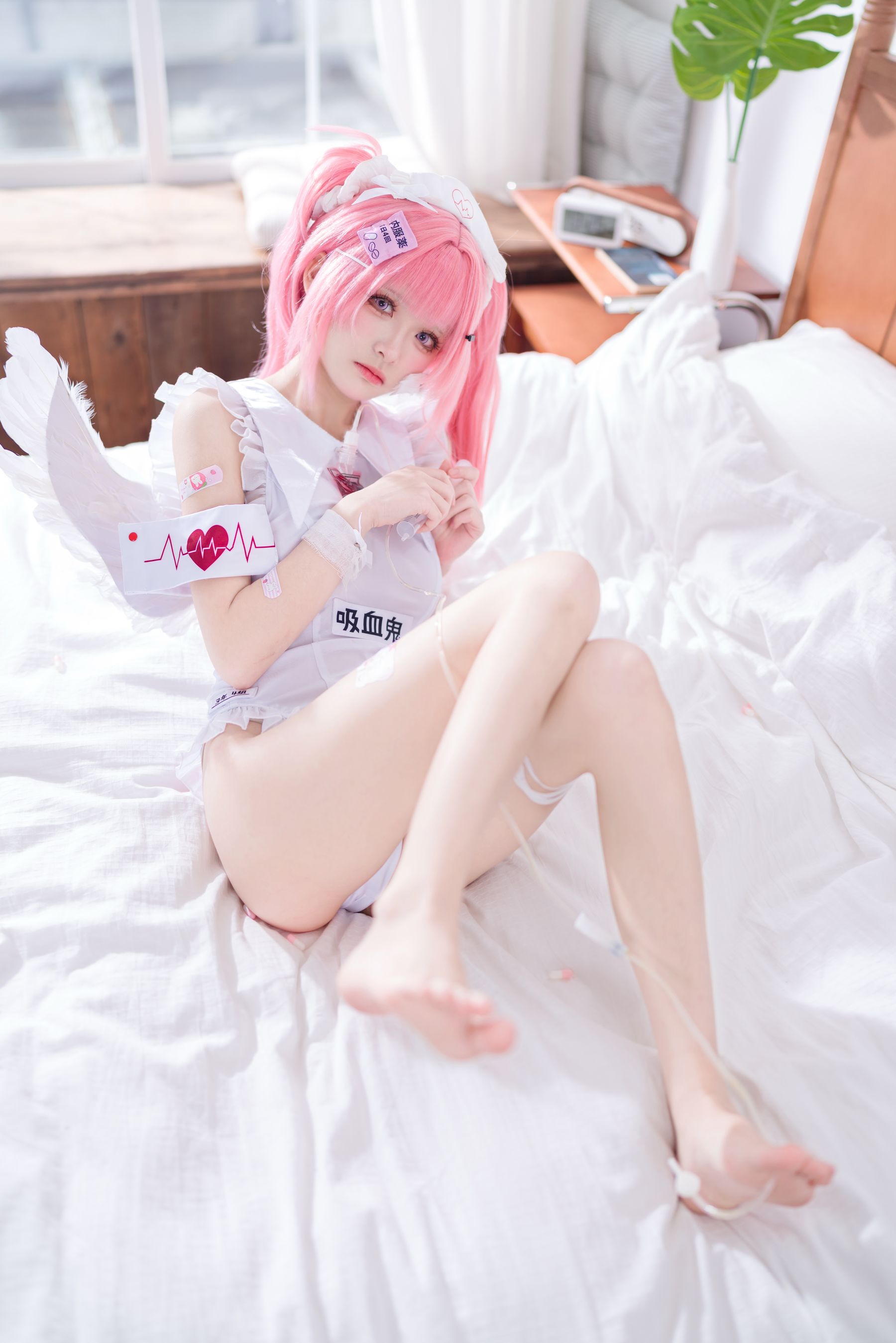 九柒喵 - 小护士针筒