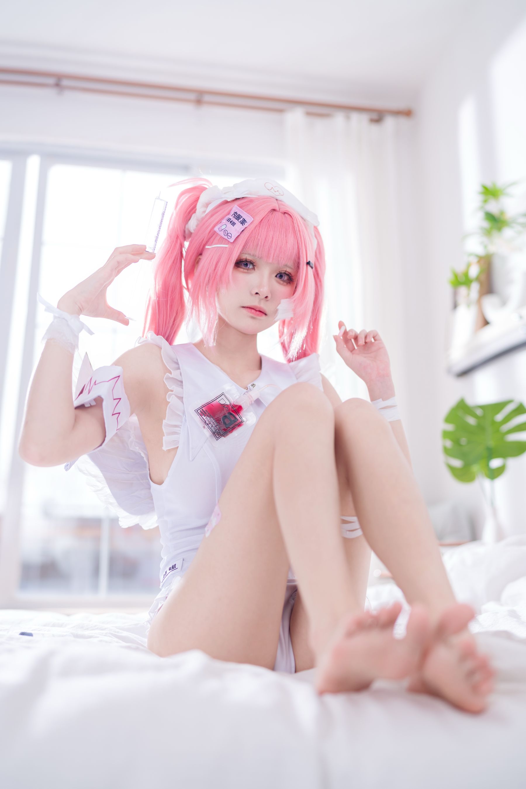 九柒喵 - 小护士针筒