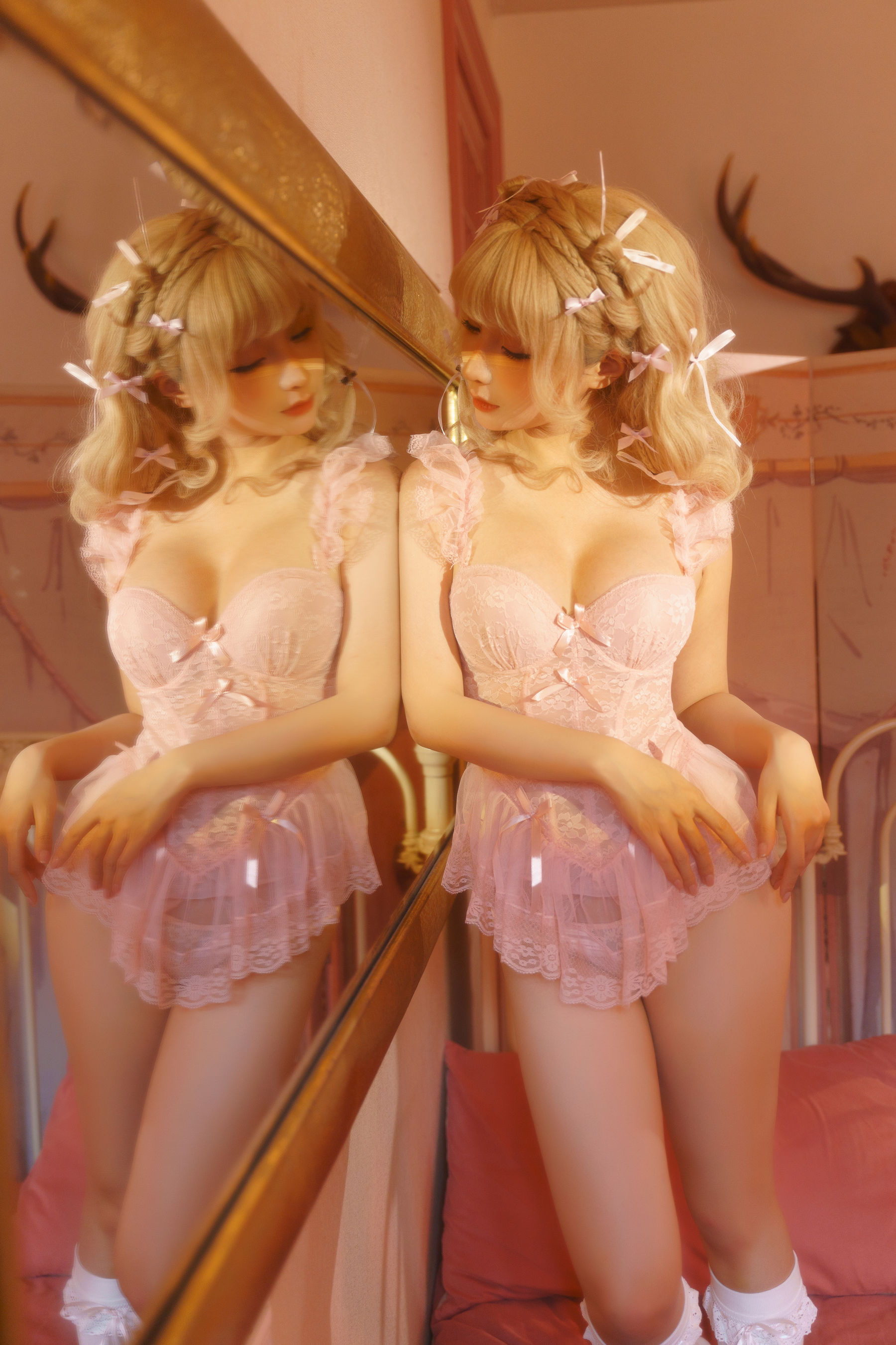 动漫博主蠢沫沫 - 金发蝴蝶结  第13张